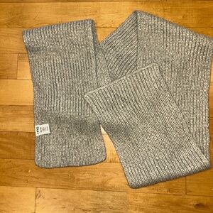 UGG | Chunky Knit Scarf | Marled off-white & Gray | 80" long